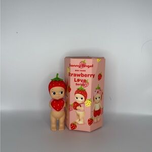 Sonny Angel Strawberry Mini Figure